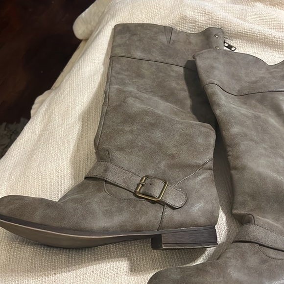 Madden Girl Shoes Madden Girl Riding Boots With Red Zipper Poshmark